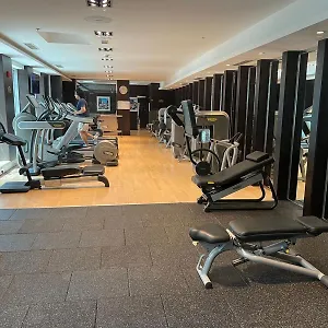 First Class 2br With Burj Khalifa & Downtown View دبي