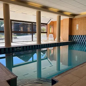 Risoul, 2 Pièces, 6personnes Avec Piscine Appartement Risoul